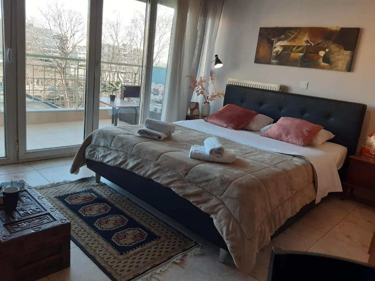 Eclectic Stay Thessaloniki